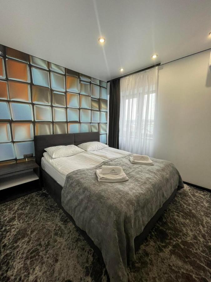 Hotel Stella à Ternopil Extérieur photo